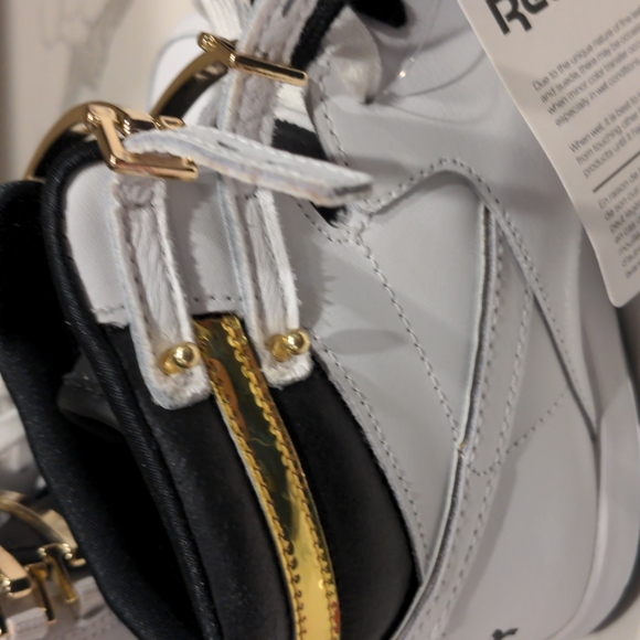 NWT Reebox Hightops - Picture 5 of 6